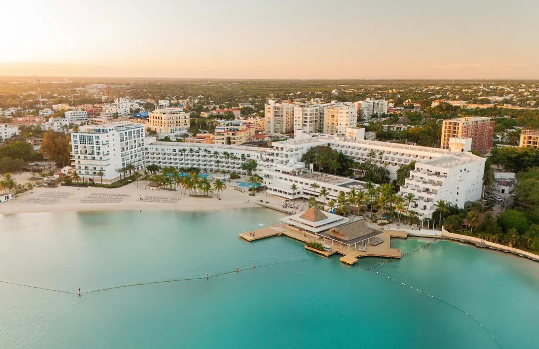 Santo Domingo Bay Convention Resort & Casino-1